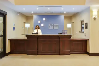 Photo 3 - Holiday Inn Express Hotel & Suites Merced by IHG
