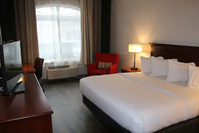 Photo 3 - Country Inn & Suites by Radisson, Wilson, NC