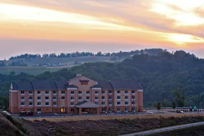 Photo 2 - Fairfield Inn & Suites by Marriott Morgantown