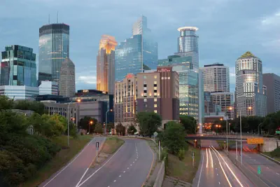 Photo 2 - Hilton Garden Inn Minneapolis Downtown