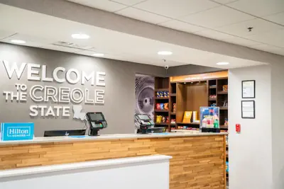Photo 2 - Hampton Inn Gonzales