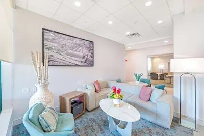 Photo 4 - Homewood Suites by Hilton East Rutherford - Meadowlands