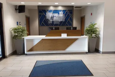 Photo 3 - Holiday Inn Express & Suites Antigo by IHG