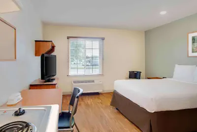 Photo 3 - Extended Stay America Select Suites - Mobile - I-65