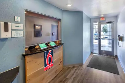 Photo 4 - Studio 6 Extended Stay Shreveport Airport LA