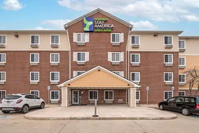 Photo 2 - Extended Stay America Select Suites - Indianapolis - Greenwood