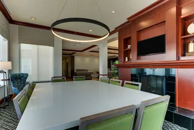 Photo 3 - Hilton Garden Inn Indianapolis Airport