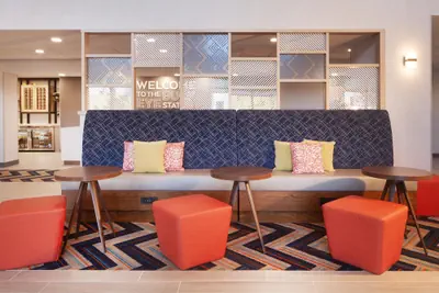 Photo 2 - Hampton Inn & Suites Cleveland Mentor