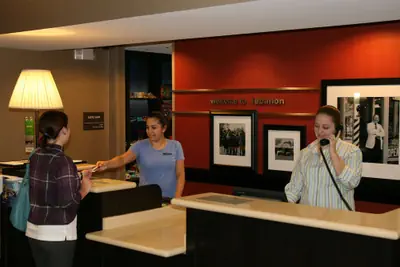 Photo 2 - Hampton Inn & Suites Lebanon
