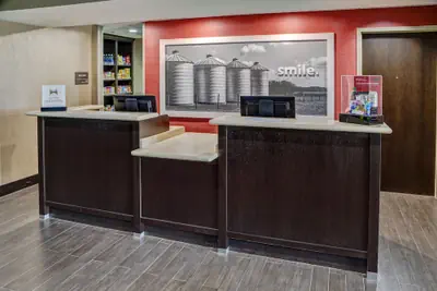Photo 3 - Hampton Inn & Suites Lebanon