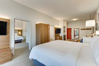 Photo 3 - Holiday Inn Express Hotel & Suites Weatherford by IHG