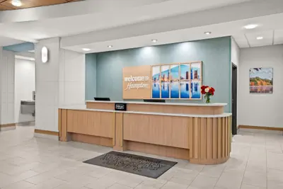Photo 5 - Hampton Inn & Suites Detroit-Canton