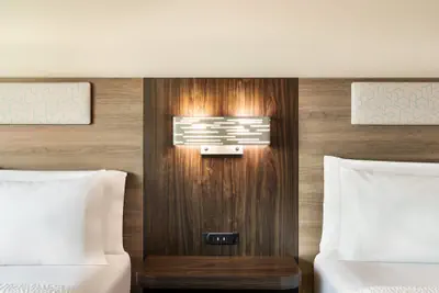 Photo 5 - Holiday Inn Express & Suites Mobile West I-10 by IHG