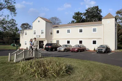 Photo 2 - Value Inn