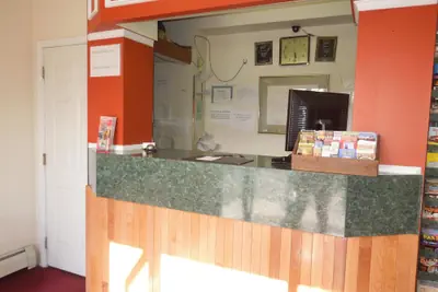 Photo 3 - Value Inn