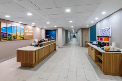 Photo 5 - Hampton Inn & Suites by Hilton Tomball Houston NW