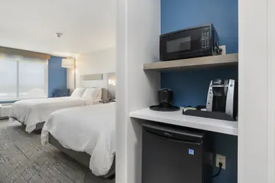 Photo 5 - Holiday Inn Express Hotel & Suites Peru - Lasalle Area by IHG