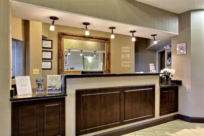 Photo 5 - Magnolia Inn & Suites Savannah Airport