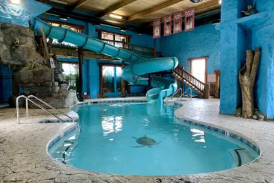 Photo 2 - Riverchase Lodge