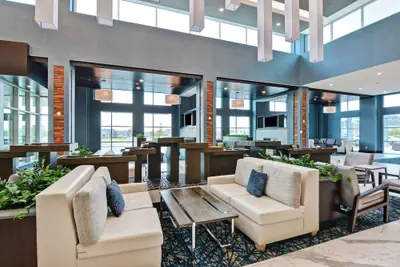 Photo 5 - Embassy Suites by Hilton Plainfield Indianapolis Airport