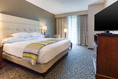 Photo 5 - Drury Inn & Suites Cincinnati Northeast Mason