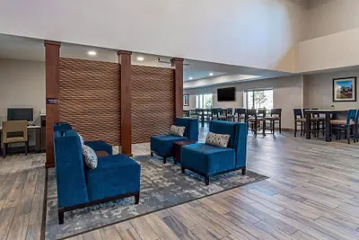 Photo 4 - Comfort Suites Grove City - Columbus South