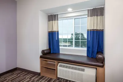 Photo 4 - Microtel Inn & Suites by Wyndham College Station