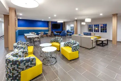 Photo 3 - Microtel Inn & Suites by Wyndham College Station