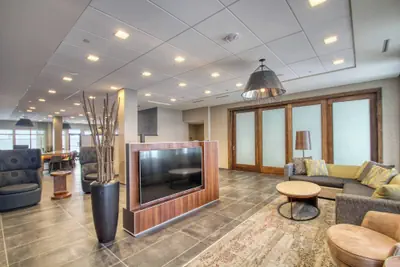 Photo 4 - Courtyard by Marriott Fargo