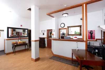 Photo 5 - Rialto Hotel