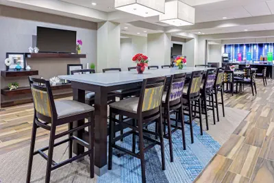 Photo 3 - Hampton Inn Cranbury