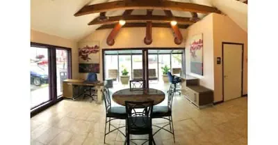 Photo 3 - APM Inn & Suites