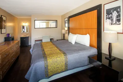 Photo 2 - APM Inn & Suites