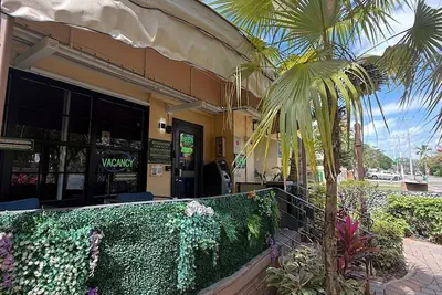 Photo 2 - Sheridan Hostel