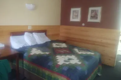 Photo 5 - Norway Inn