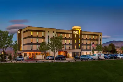 Photo 2 - Home2 Suites by Hilton Reno