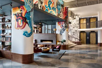 Photo 2 - The Revolution Hotel