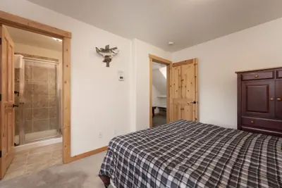 Photo 5 - 102 Willows Way 3 Bedroom Townhouse by RedAwning