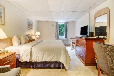 Photo 5 - Key Largo Inn
