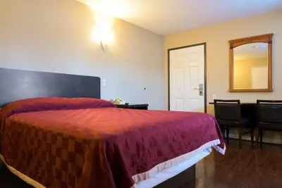 Photo 5 - Covina Motel