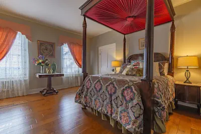 Photo 2 - Weymouth Hall B&B