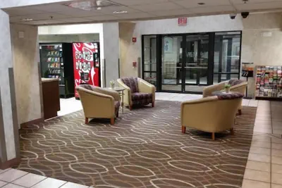 Photo 4 - Plano Inn & Suites