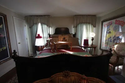 Photo 5 - Sunnyside Bed & Breakfast