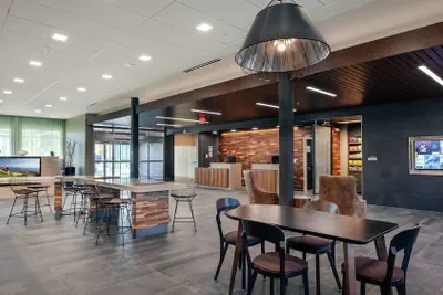 Photo 2 - Courtyard by Marriott Winter Haven