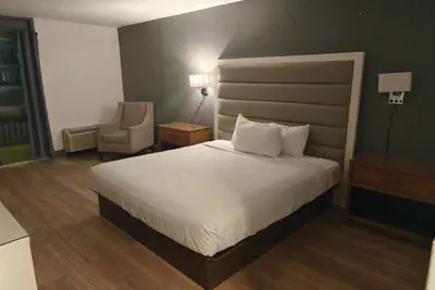 Photo 2 - Plaza Hotel Fort Lauderdale