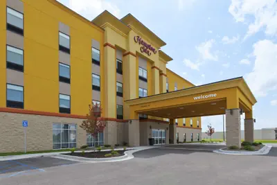 Photo 2 - Hampton Inn Sedalia