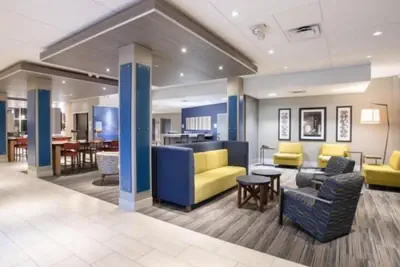 Photo 3 - Holiday Inn Express & Suites Denver Ne - Brighton by IHG