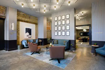 Photo 2 - Cyrus Hotel, Topeka, a Tribute Portfolio Hotel