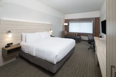 Photo 3 - Holiday Inn Express & Suites Auburn by IHG