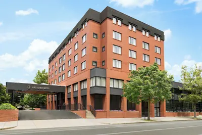 Photo 2 - Arcadian Hotel
